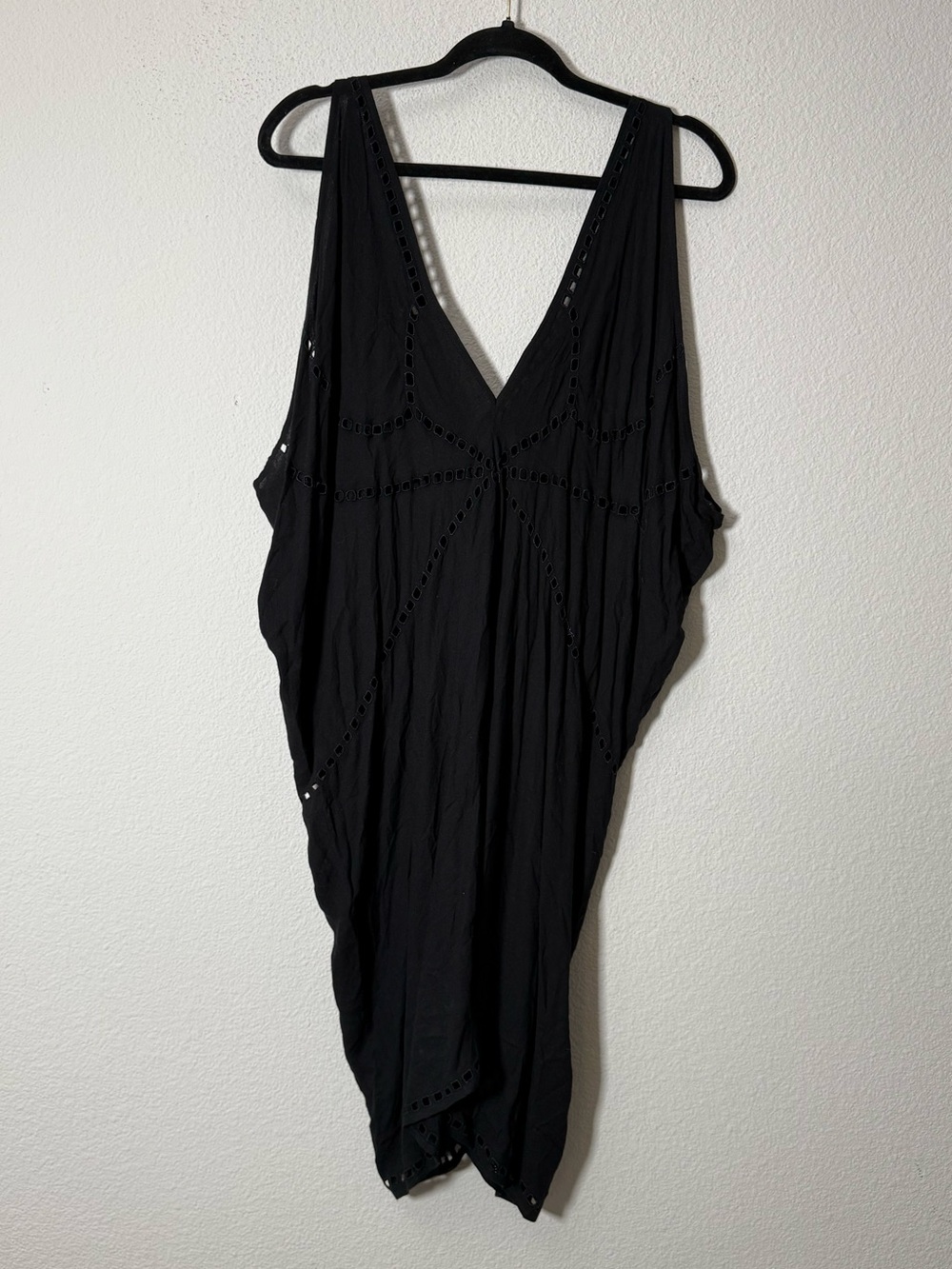 Uma and Leopold Black Cutout Draped Kaftan Cover Up One Size Resort Beach